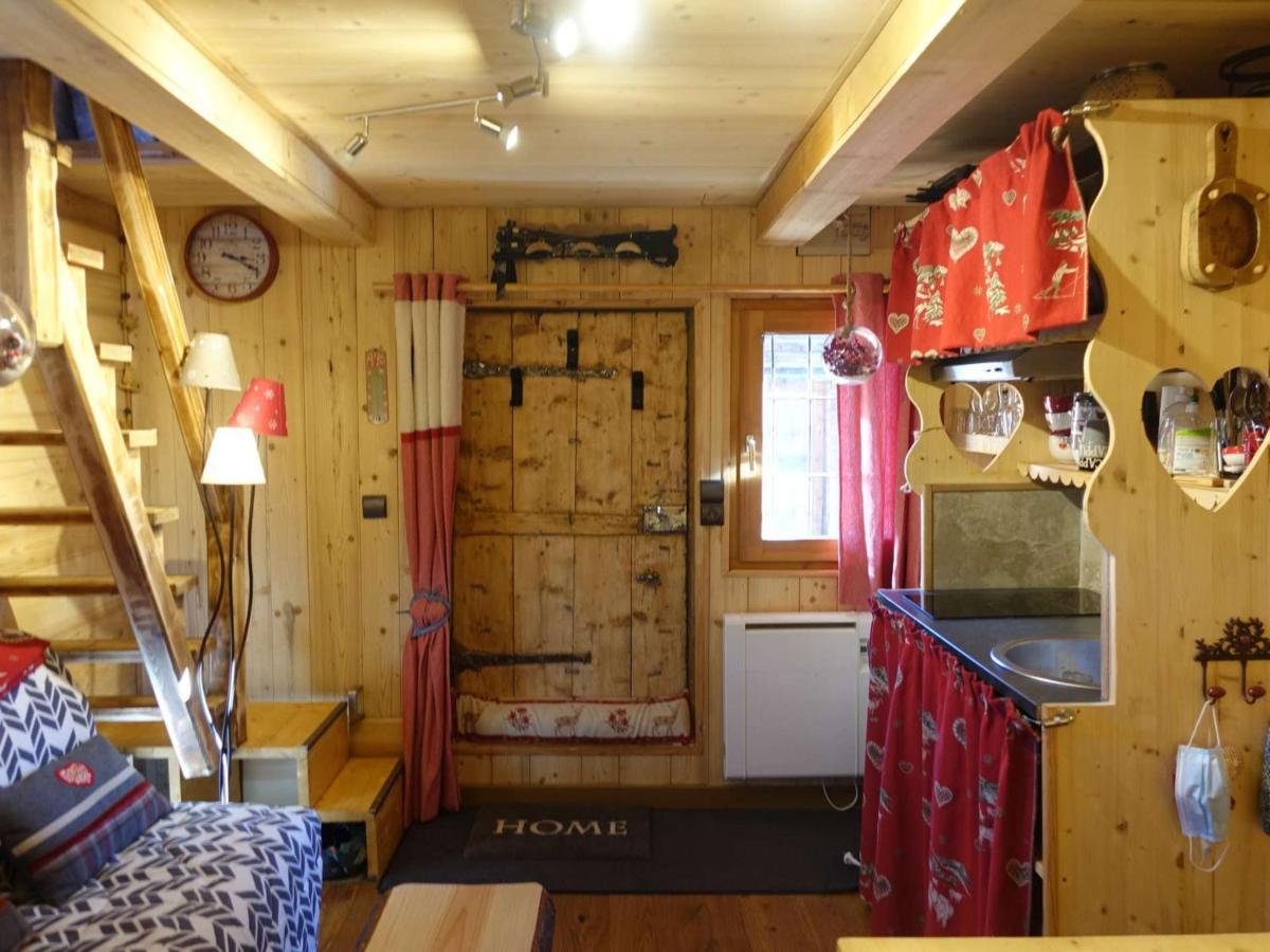 Charmant Mazot Savoyard A Hauteluce: Ideal Pour Couple, Proche Commerces Et Ski, Bien Equipe - Fr-1-342-263 Exterior foto